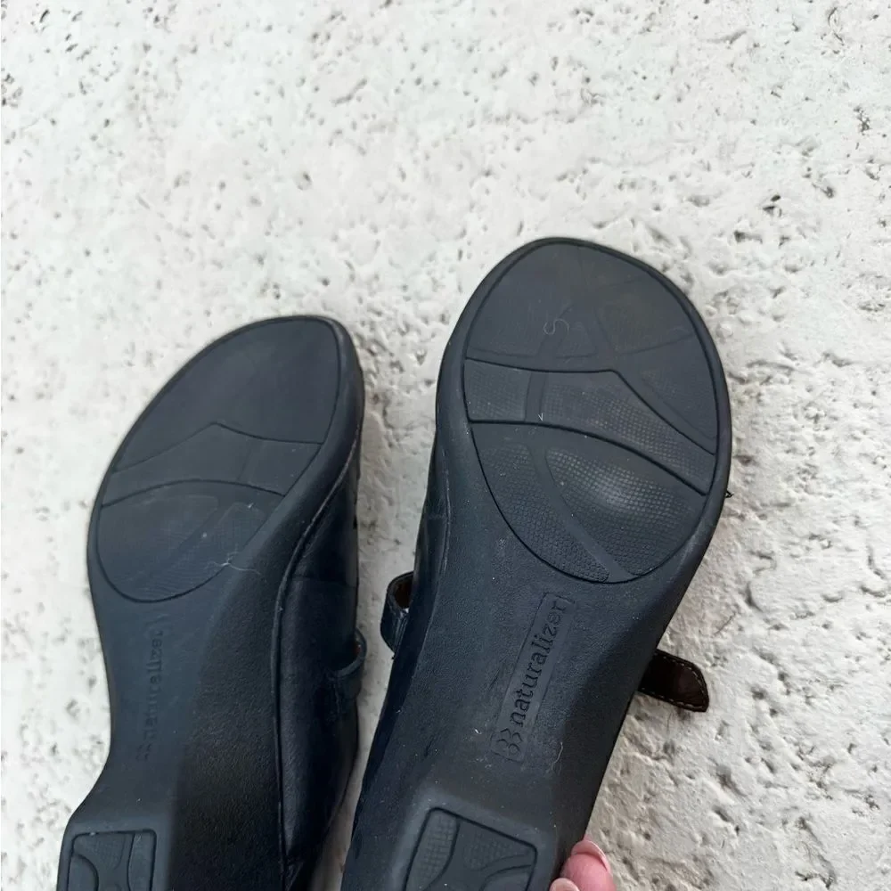 Naturizer serafina maryJanes black leather EUC SZ 6